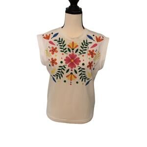 ONTwelfth Boutique Style Embroidered Floral white Tee Top Blouse